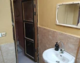 سرویس بهداشتی و روشو و آینه آپارتمان در قشم 56879874